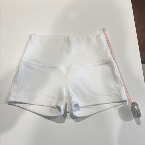 Lululemon Women's Align White Shorts 2” - Picture 1 of 5